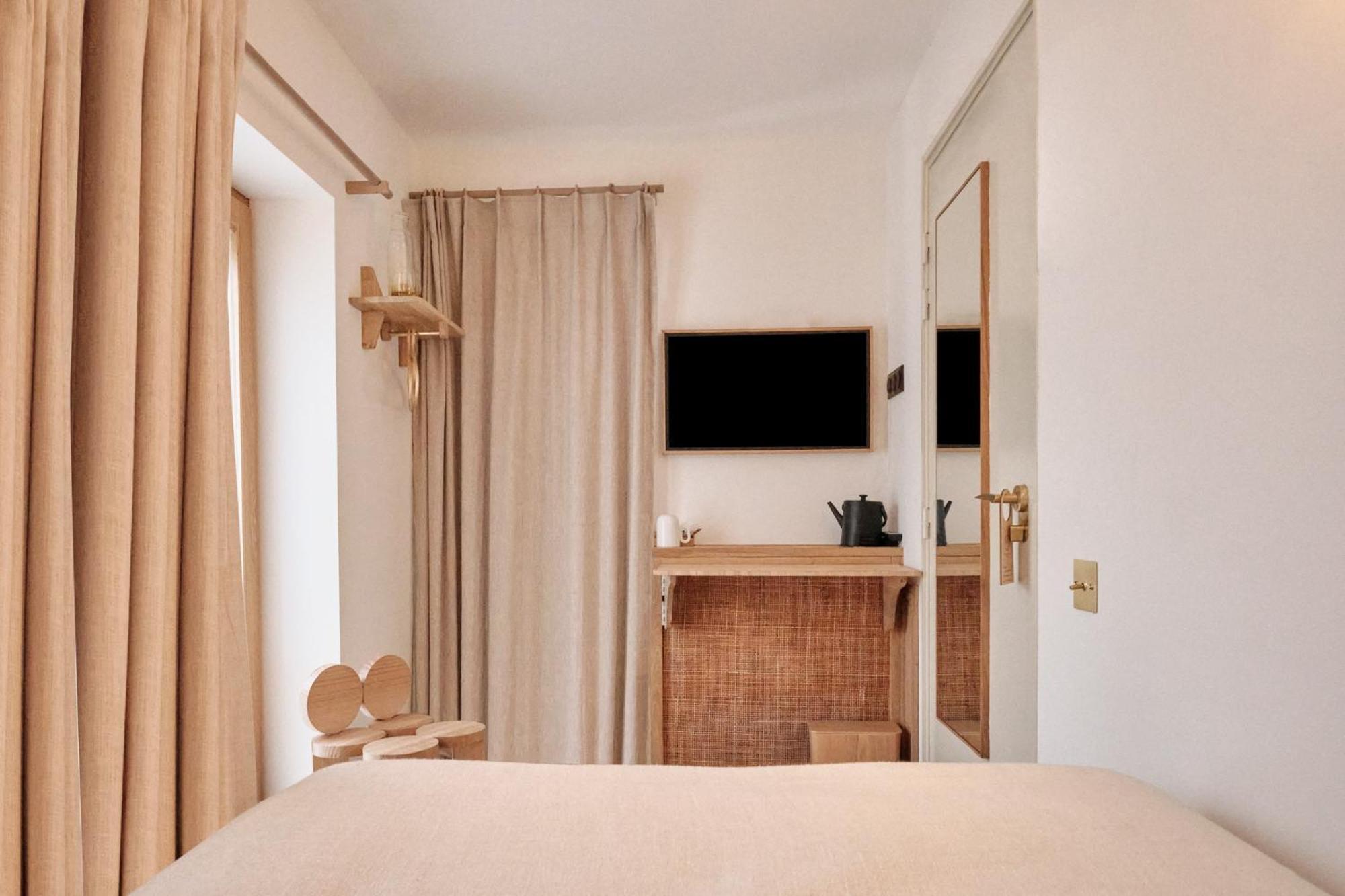 Elysee Montmartre Hotel Paris Bagian luar foto