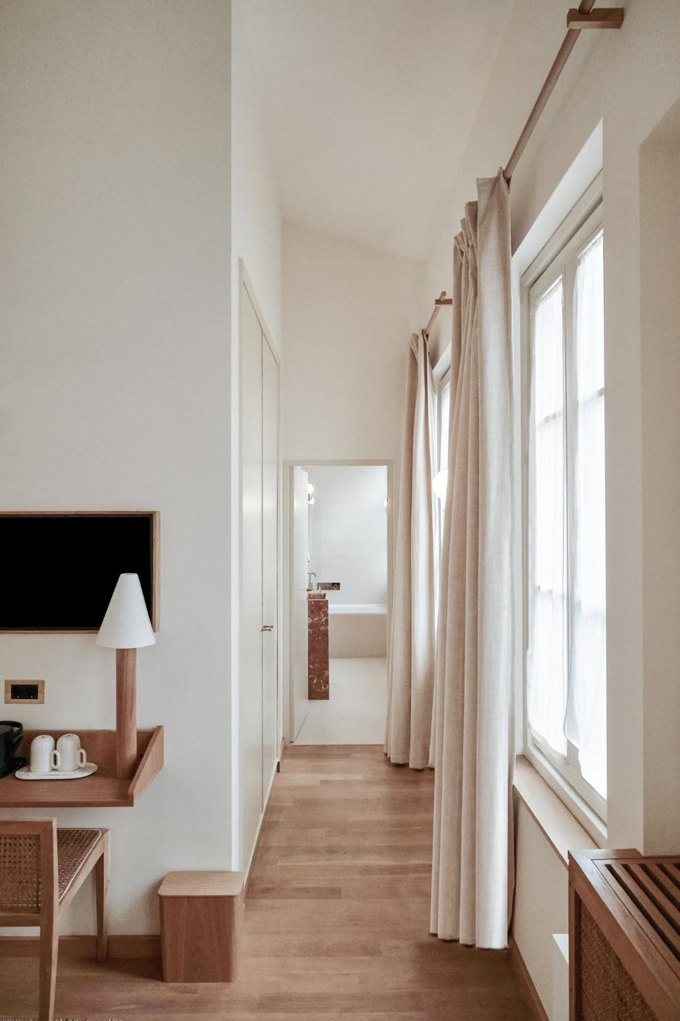 Elysee Montmartre Hotel Paris Bagian luar foto